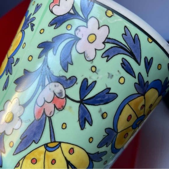 Cute colourful ceramic planter / flower pot - Picture 8 of 8